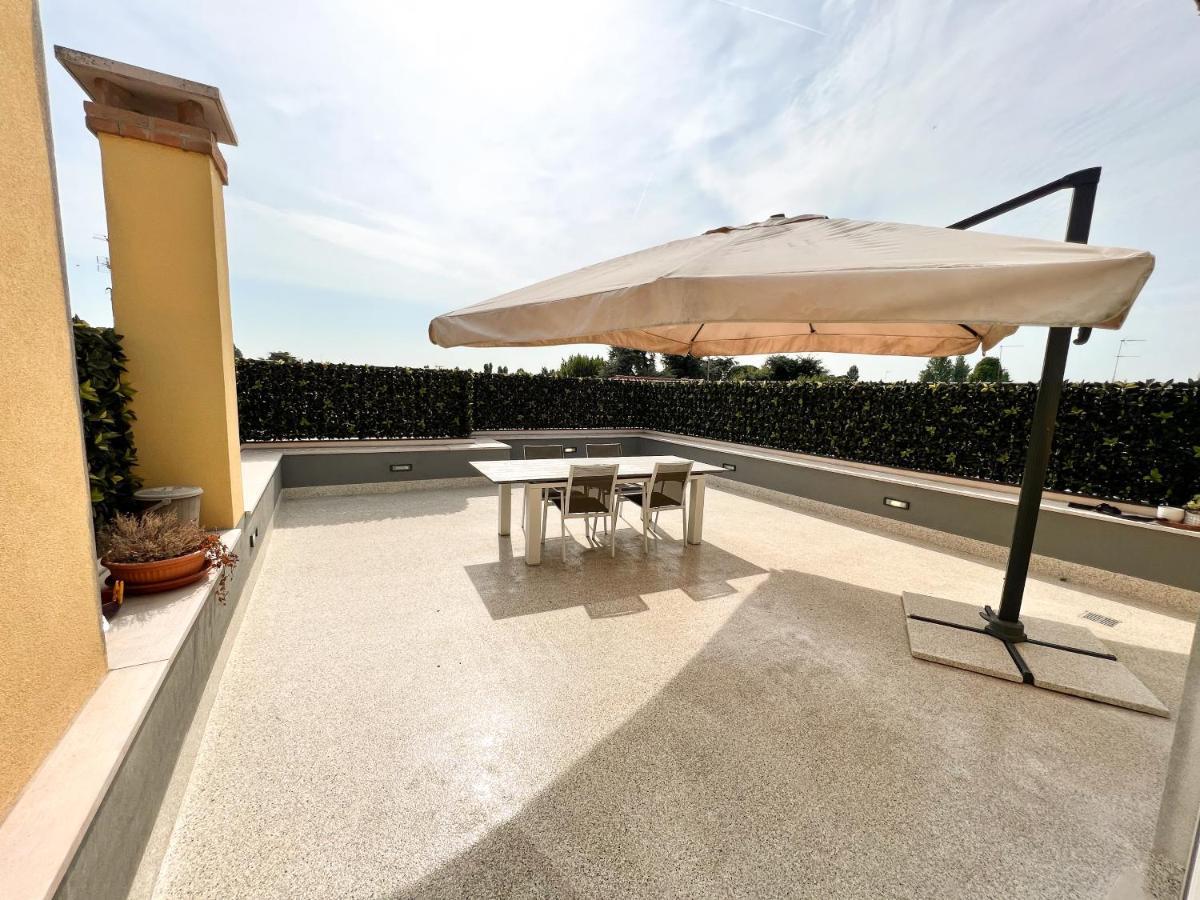 Апартаменти Erman House Mansarda Sulla Riviera Del Brenta Venezia Доло Екстер'єр фото